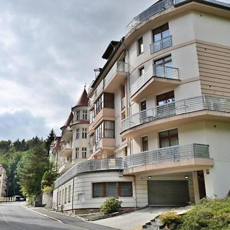 Apartament Krizikova 4 Karlowe Wary Zewnętrze zdjęcie