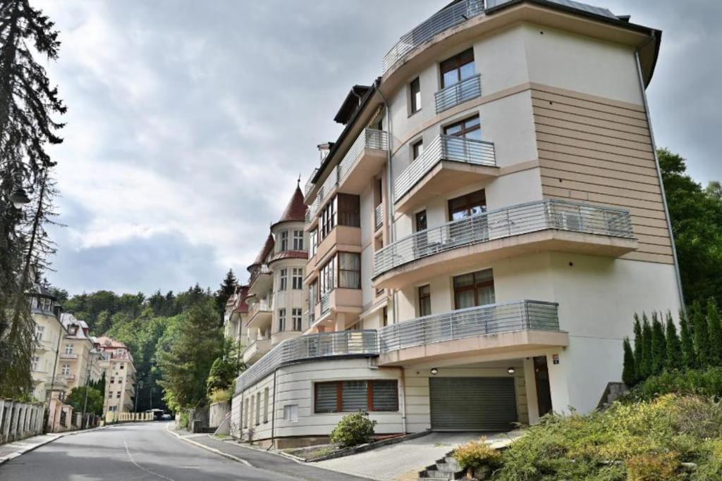Apartament Krizikova 4 Karlowe Wary Zewnętrze zdjęcie