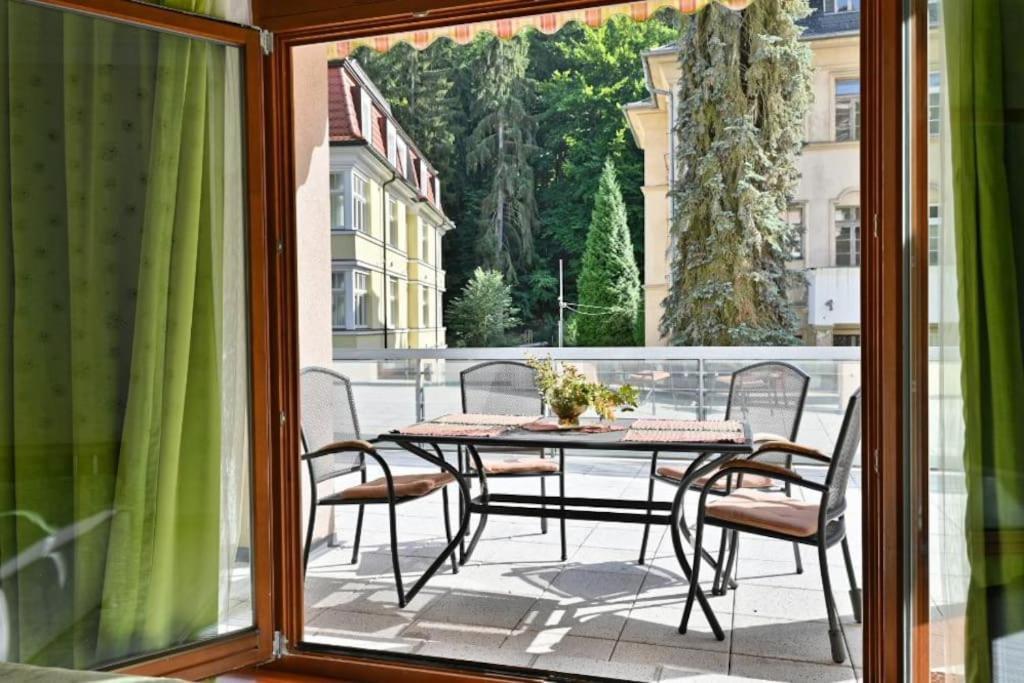 Apartament Krizikova 4 Karlowe Wary Zewnętrze zdjęcie